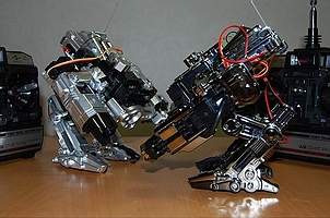 TXR-002 Robot by Tomy